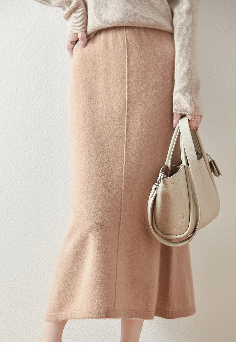 Wool knit midi skirt